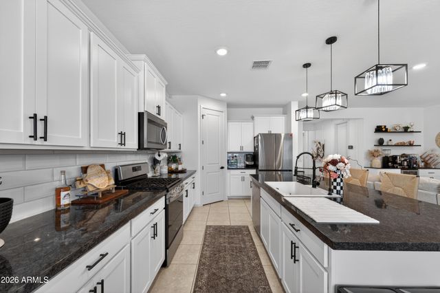 36810 N Camarillo Drive, San Tan Valley, AZ 85140