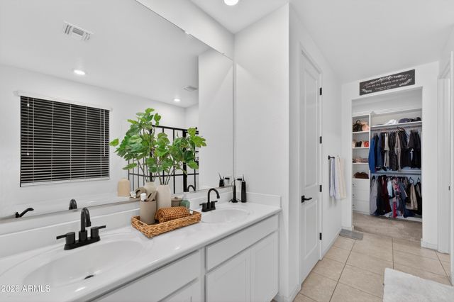 36810 N Camarillo Drive, San Tan Valley, AZ 85140