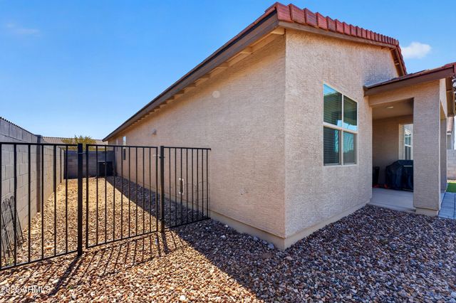 36810 N Camarillo Drive, San Tan Valley, AZ 85140