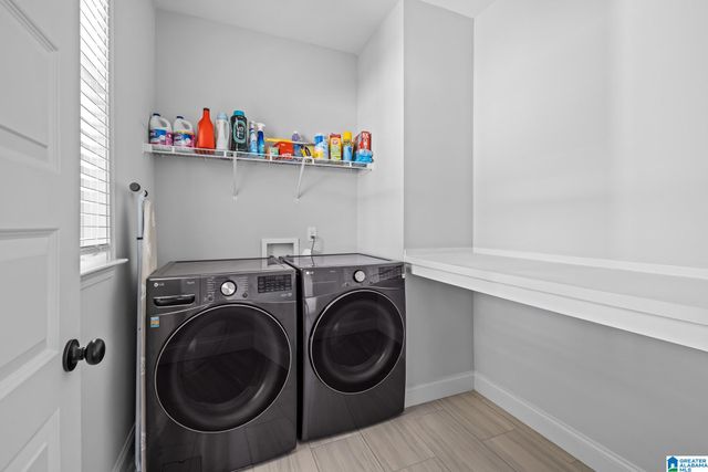 208 OAK HILL LANE, Moody, AL 35004