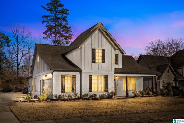 208 OAK HILL LANE, Moody, AL 35004