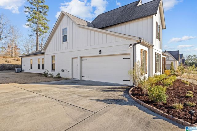 208 OAK HILL LANE, Moody, AL 35004