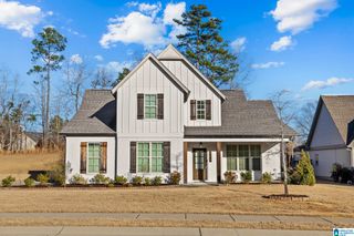 208 OAK HILL LANE, Moody, AL 35004