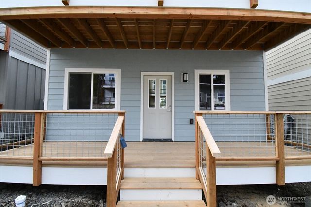 11 Finnegan Way, Friday Harbor, WA 98250