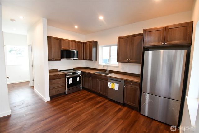 11 Finnegan Way, Friday Harbor, WA 98250