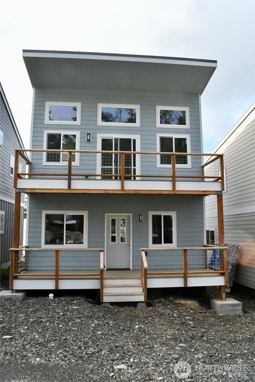 11 Finnegan Way, Friday Harbor, WA 98250