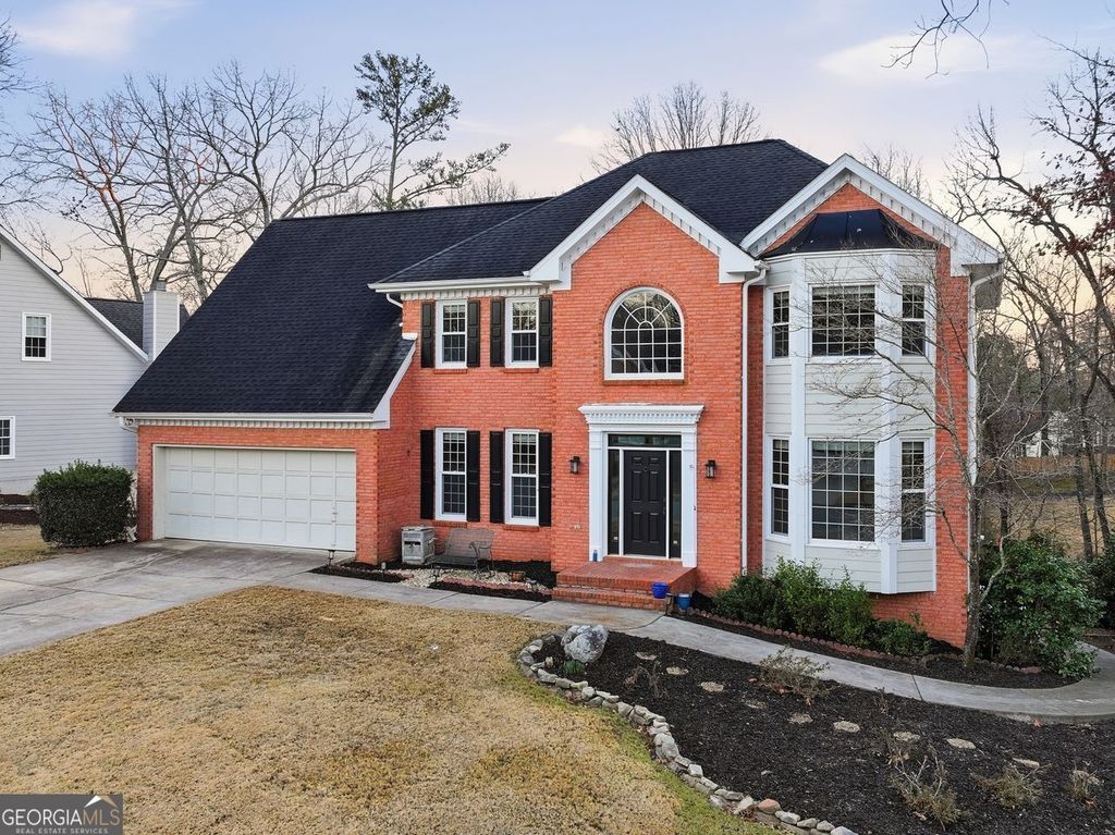 4950 Red Robin Ridge, Johns Creek, GA 30022