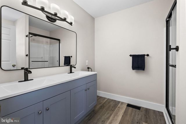 50 PRESIDENTIAL DR, Royersford, PA 19468