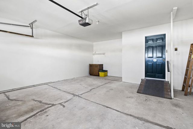 50 PRESIDENTIAL DR, Royersford, PA 19468