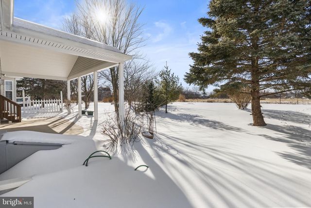 50 PRESIDENTIAL DR, Royersford, PA 19468