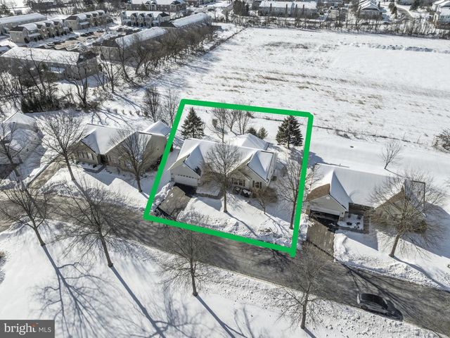 50 PRESIDENTIAL DR, Royersford, PA 19468