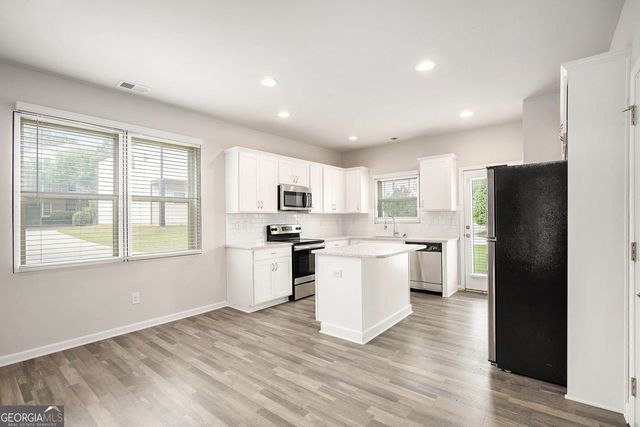 3658 Madison Street, College Park, GA 30337