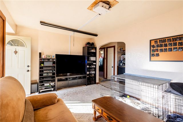 1631 Elderslee Rd, Baldwin Boro, PA 15227