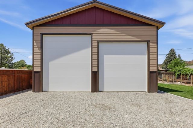 3617 N Center Rd, Spokane Valley, WA 99212