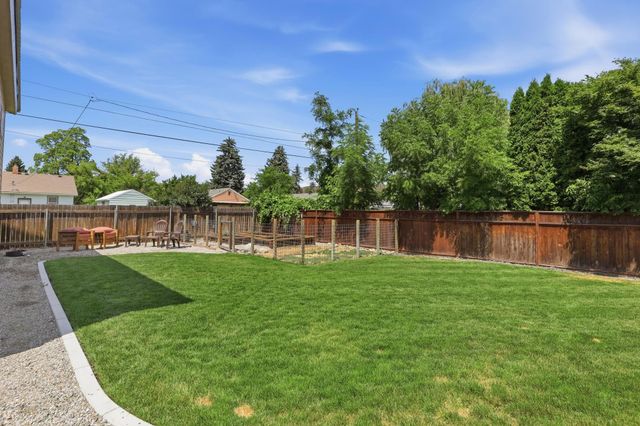 3617 N Center Rd, Spokane Valley, WA 99212