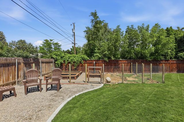 3617 N Center Rd, Spokane Valley, WA 99212