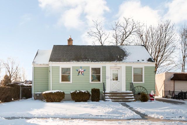 1013 28th STREET, Two Rivers, WI 54241