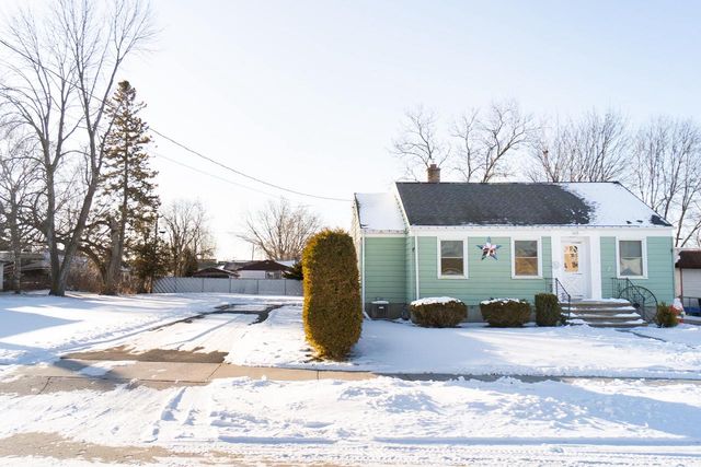 1013 28th STREET, Two Rivers, WI 54241