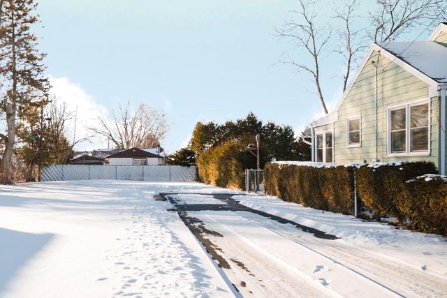 1013 28th STREET, Two Rivers, WI 54241