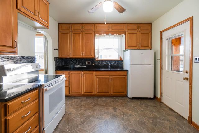 1013 28th STREET, Two Rivers, WI 54241