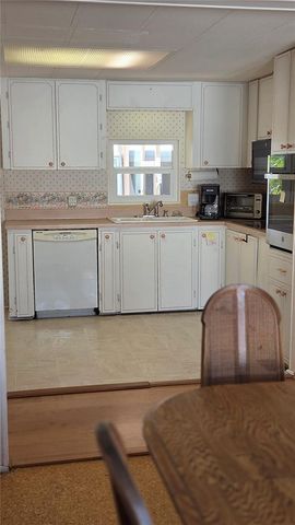 5691 BEGONIA ROAD, Venice, FL 34293