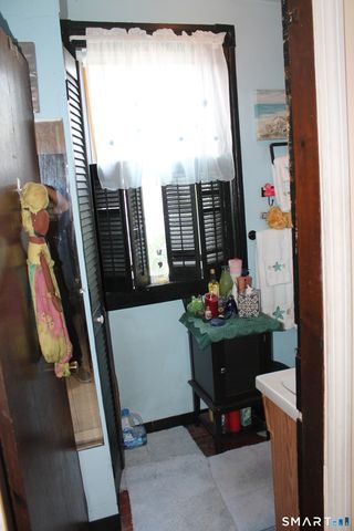 195 Sherman Avenue, Meriden, CT 06450