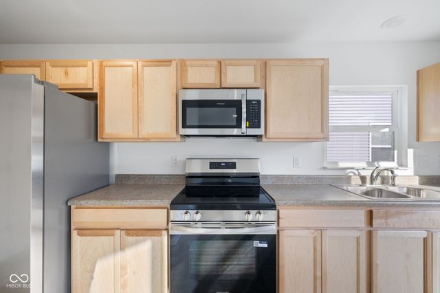 10809 Penwell Way, Indianapolis, IN 46235