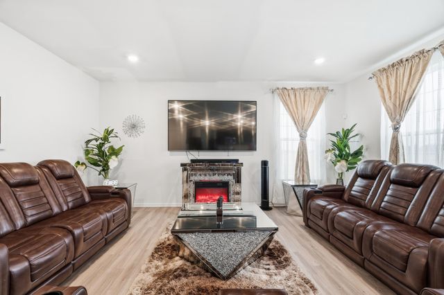 14465 Garden Way, Cedar Lake, IN 46303