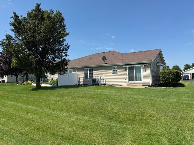 5692 Hearthside Drive, Bourbonnais, IL 60914