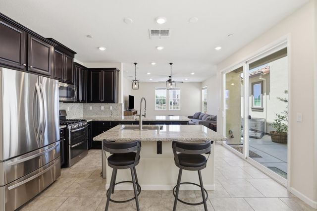 4033 Gunnar Dr, Roseville, CA 95747