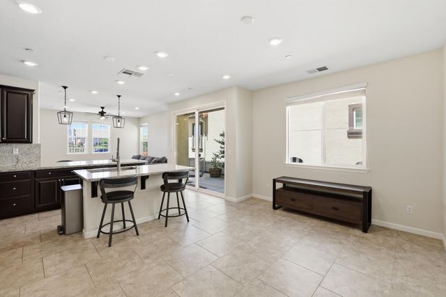 4033 Gunnar Dr, Roseville, CA 95747