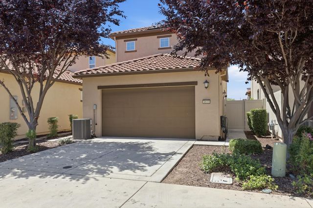 4033 Gunnar Dr, Roseville, CA 95747