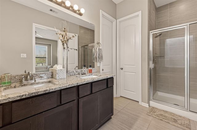 10911 Texas Rose Drive, Missouri City, TX 77459