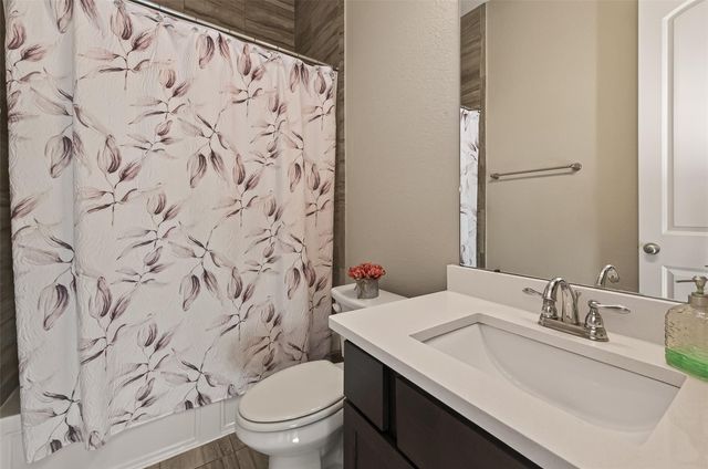 10911 Texas Rose Drive, Missouri City, TX 77459