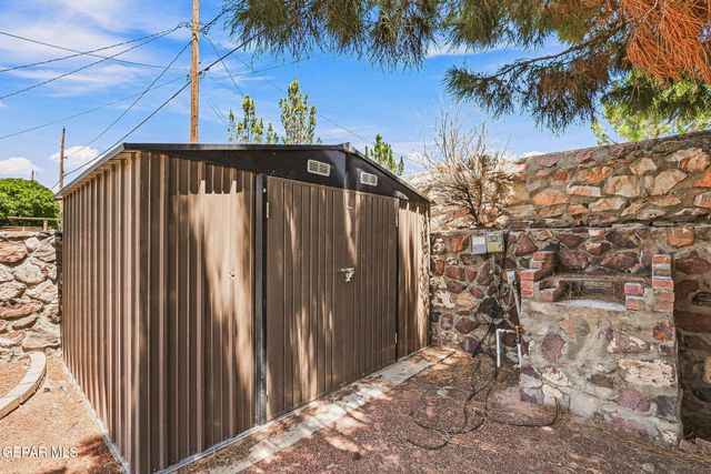 6340 Modesta Street, El Paso, TX 79932