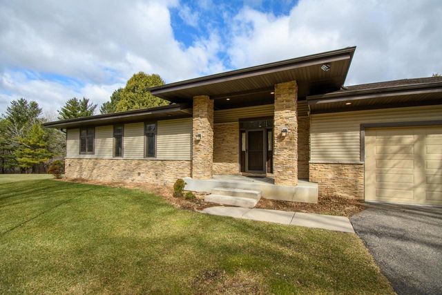 4206 Rose Court, Middleton, WI 53562