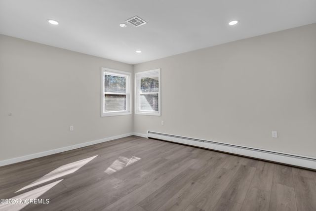 127 Freeport Boulevard, Toms River, NJ 08757