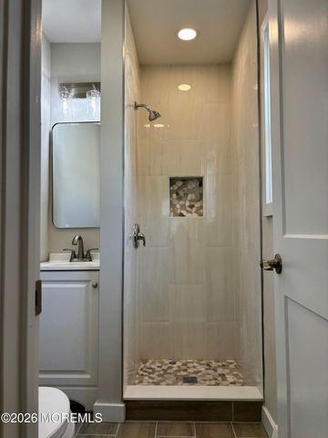 127 Freeport Boulevard, Toms River, NJ 08757