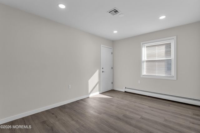 127 Freeport Boulevard, Toms River, NJ 08757