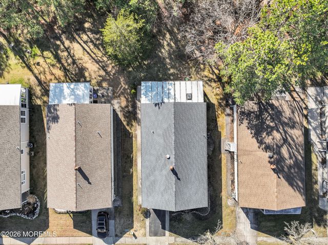 127 Freeport Boulevard, Toms River, NJ 08757