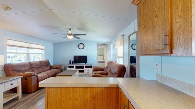 10728 POPLAR STREET NE, St Petersburg, FL 33716