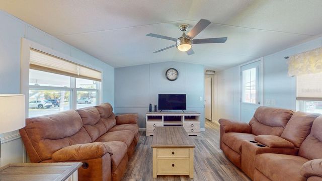 10728 POPLAR STREET NE, St Petersburg, FL 33716