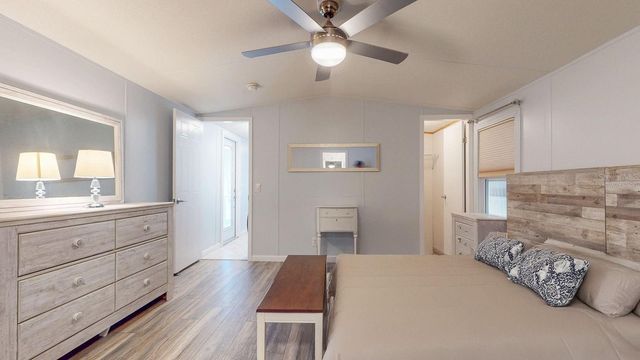 10728 POPLAR STREET NE, St Petersburg, FL 33716