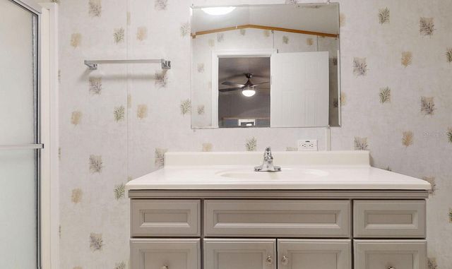 10728 POPLAR STREET NE, St Petersburg, FL 33716