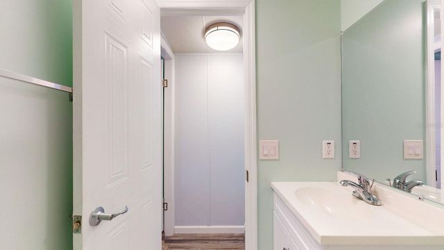 10728 POPLAR STREET NE, St Petersburg, FL 33716