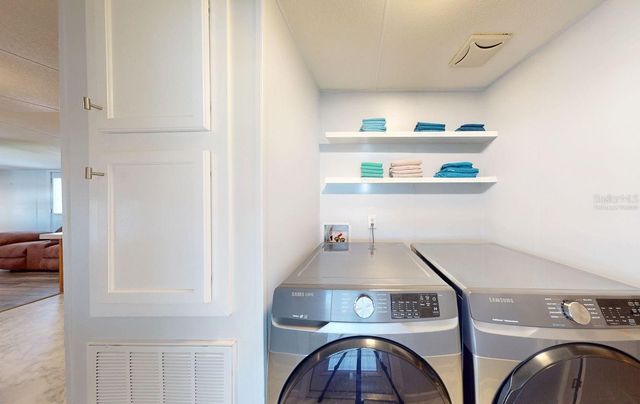 10728 POPLAR STREET NE, St Petersburg, FL 33716