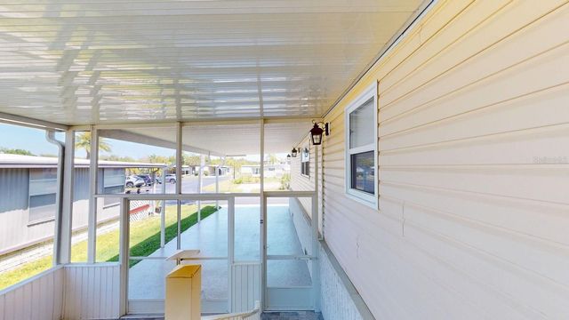 10728 POPLAR STREET NE, St Petersburg, FL 33716