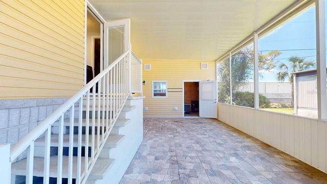 10728 POPLAR STREET NE, St Petersburg, FL 33716