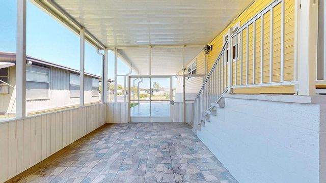 10728 POPLAR STREET NE, St Petersburg, FL 33716