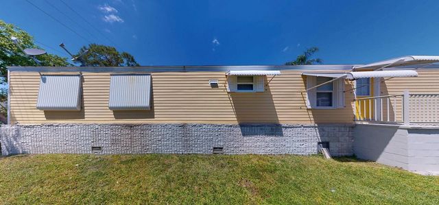 10728 POPLAR STREET NE, St Petersburg, FL 33716